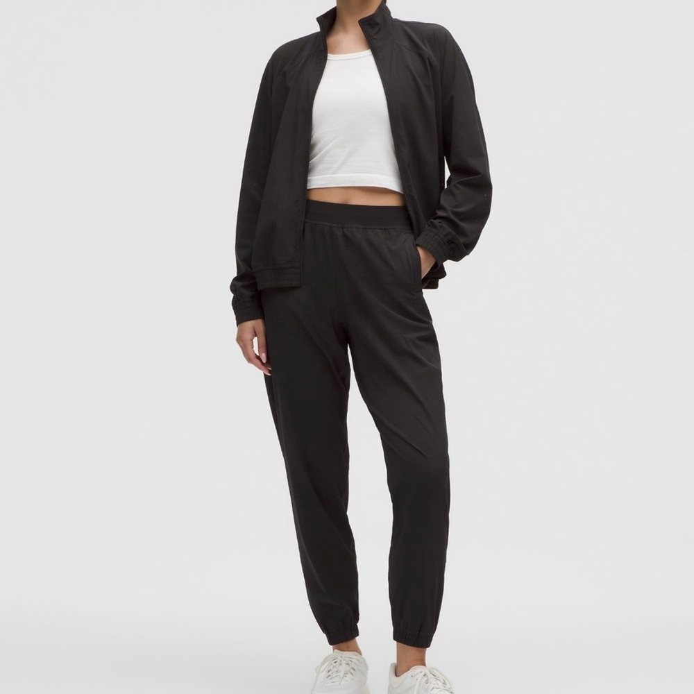 Lululemon black Adapted State Perforated HR Jogger